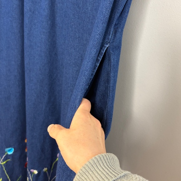 Chambray Dress Womens 2X Blue Jean Embroidered Floral Short Sleeve Prairie Midi - Picture 8 of 13